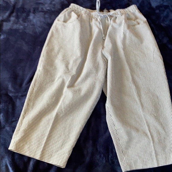 Jeno Newman Women Capri pants - Picture 1 of 5